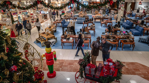 Spend Smarter, Not Harder: Last Minute Holiday Shopping Rules You Can�t Afford to Ignore