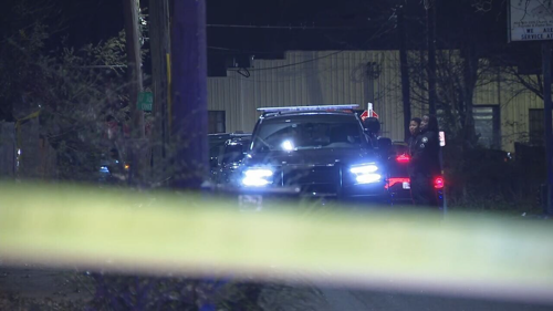 15-year-old shot while trying to rob man, police say; neighbors describe aftermath