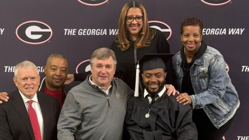 Devon Gales graduates from Georgia 10 years after paralyzing football injury